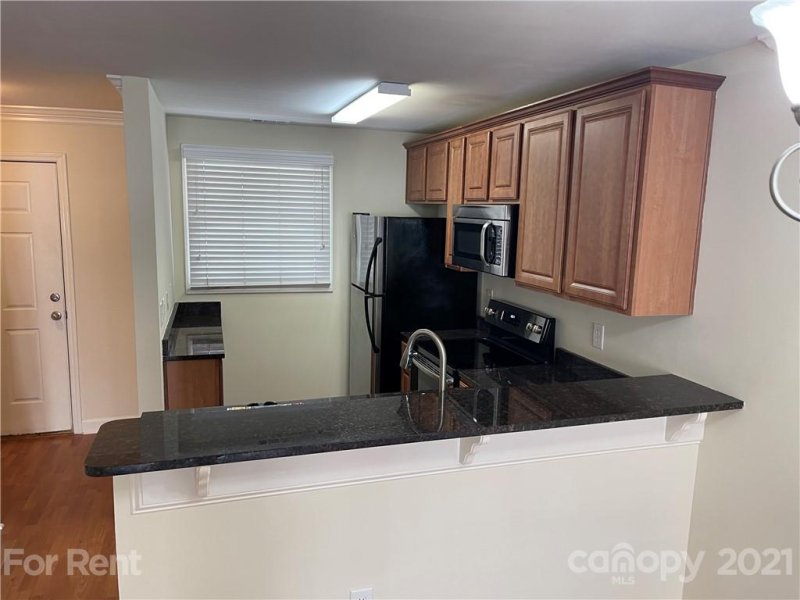 Property image 4 at 1348 Green Oaks Lane, Charlotte, NC 28205