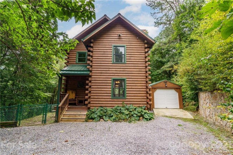 181 Lonesome Pines Road