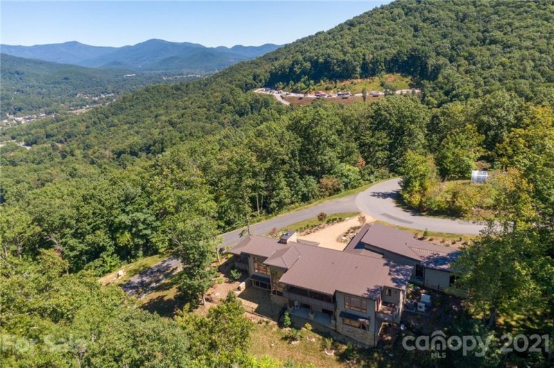 Property image 4 at 121 High Hickory Trail, Swannanoa, NC 28778