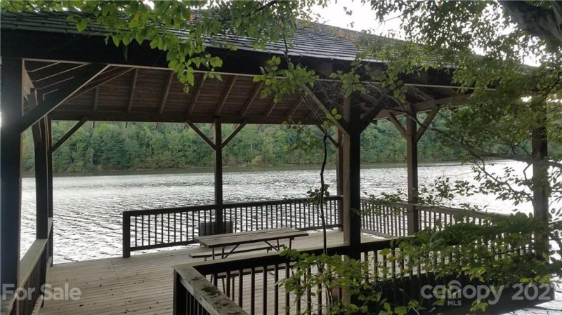 Property image 2 at 102 Lake Haven Drive, Marion, NC 28752