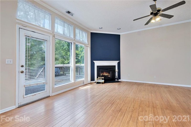 Property image 4 at 13501 Krislyn Woods Place, Charlotte, NC 28278