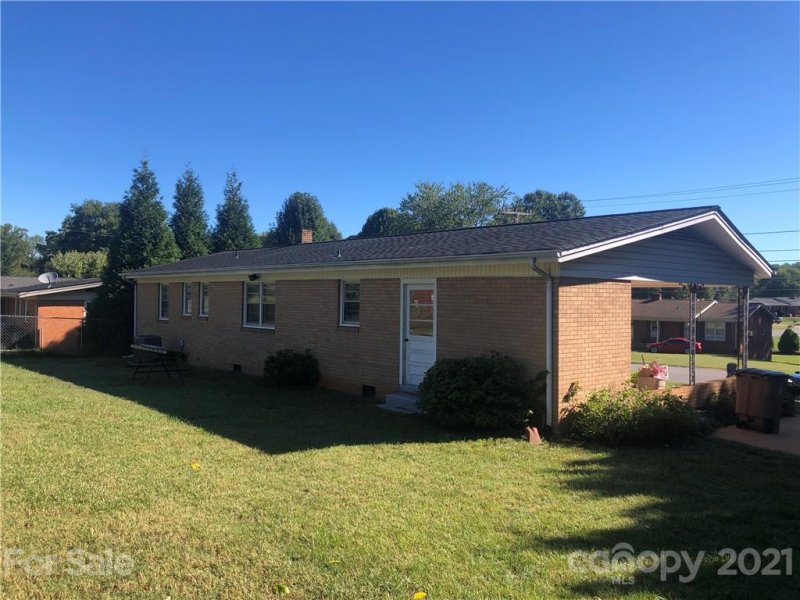 Property image 2 at 902 E Main Street, Shelby, NC 28150