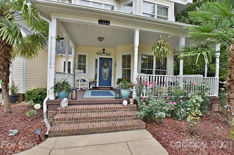 Property image 3 at 1313 Summer Spring Lane, York, SC 29745