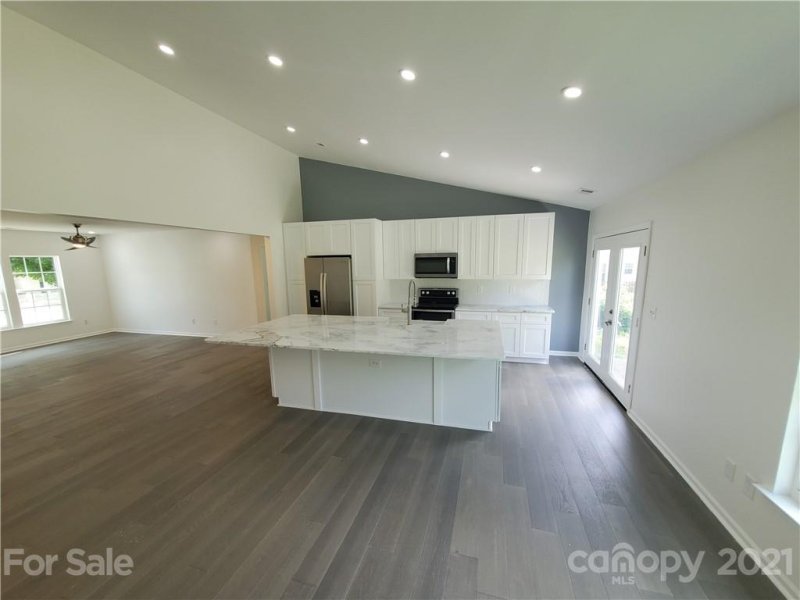 Property image 5 at 9111 Arbor Creek Drive, Charlotte, NC 28269