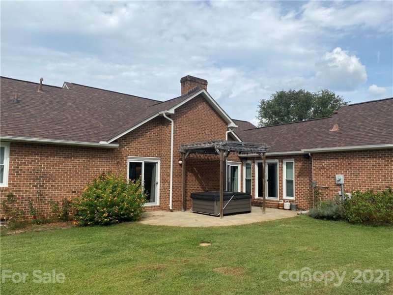 Property image 2 at 207 Brook Valley Drive, Salisbury, NC 28147