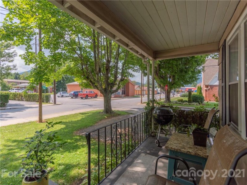 Property image 2 at 348 Hazelwood Avenue, Waynesville, NC 28786