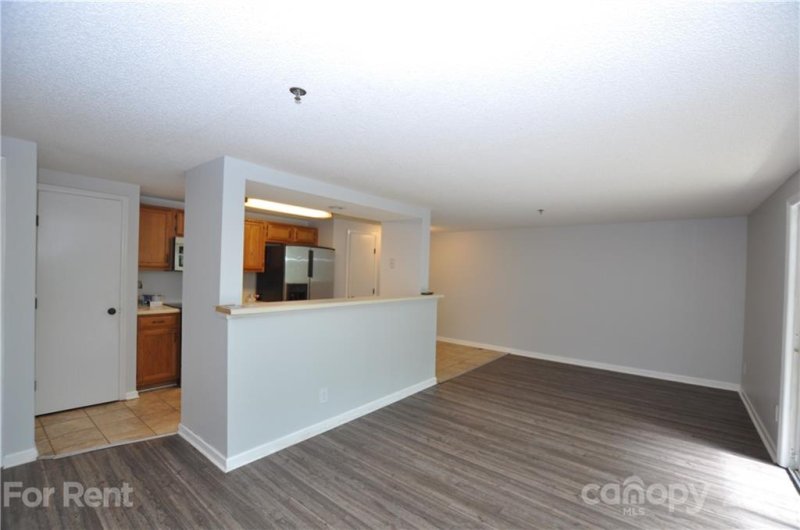 Property image 4 at 1614 Arlyn Circle, Charlotte, NC 28213