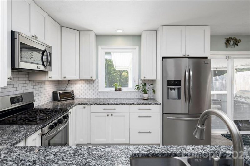 Property image 5 at 30 Clement Drive, Asheville, NC 28805