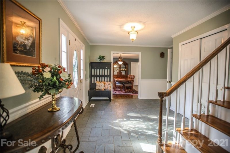 Property image 4 at 119 Woodhaven Drive, Hendersonville, NC 28739