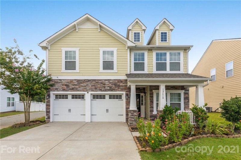 12610 Ballyliffin Drive