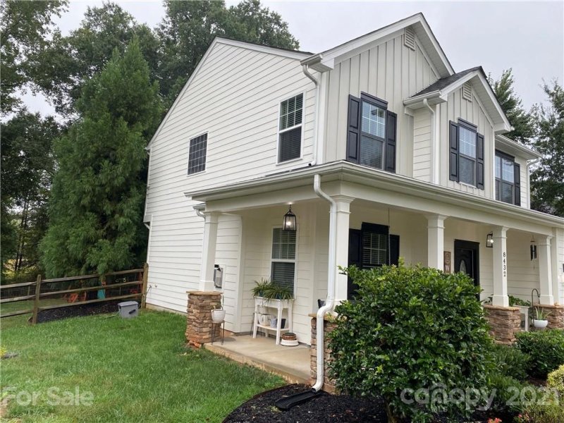 Property image 2 at 8432 Olde Stonegate Lane, Mint Hill, NC 28227