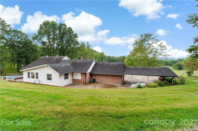 Property image 5 at 1039 Golf Course Road, Old Fort, NC 28762