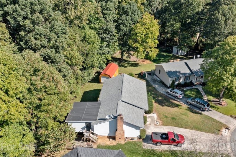 Property image 3 at 6061 Acadian Woods Drive, Charlotte, NC 28227