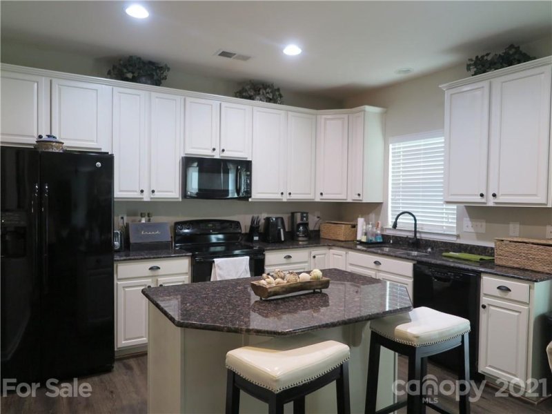 Property image 4 at 3625 English Garden Drive, Gastonia, NC 28056