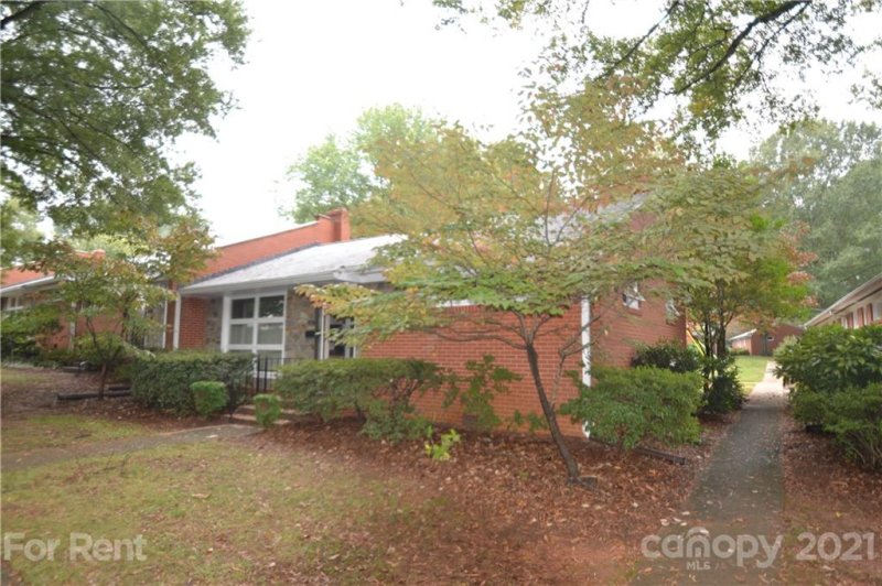 Property image 2 at 4583 Woodlark Lane, Charlotte, NC 28211