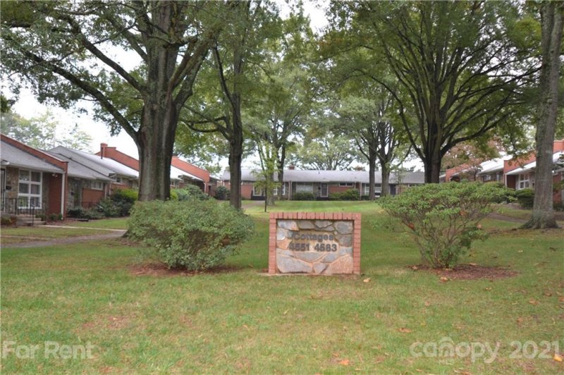 Property image 3 at 4583 Woodlark Lane, Charlotte, NC 28211