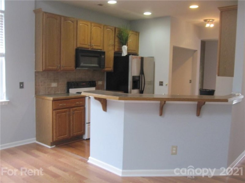 Property image 5 at 8909 Holland Park Lane, Charlotte, NC 28277