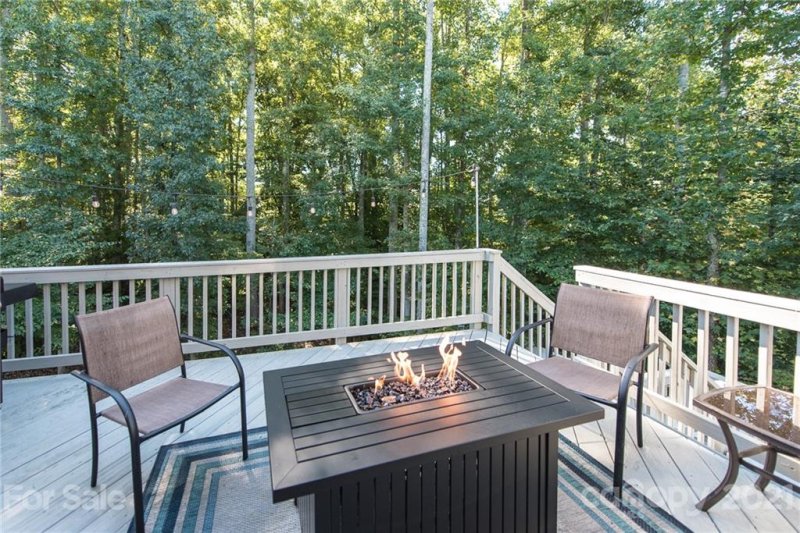 Property image 3 at 109 Branchview Drive, Mooresville, NC 28115