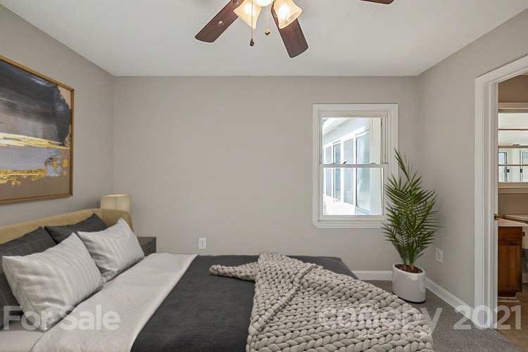 Property image 5 at 922 Capps Hill Mine Road, Charlotte, NC 28216