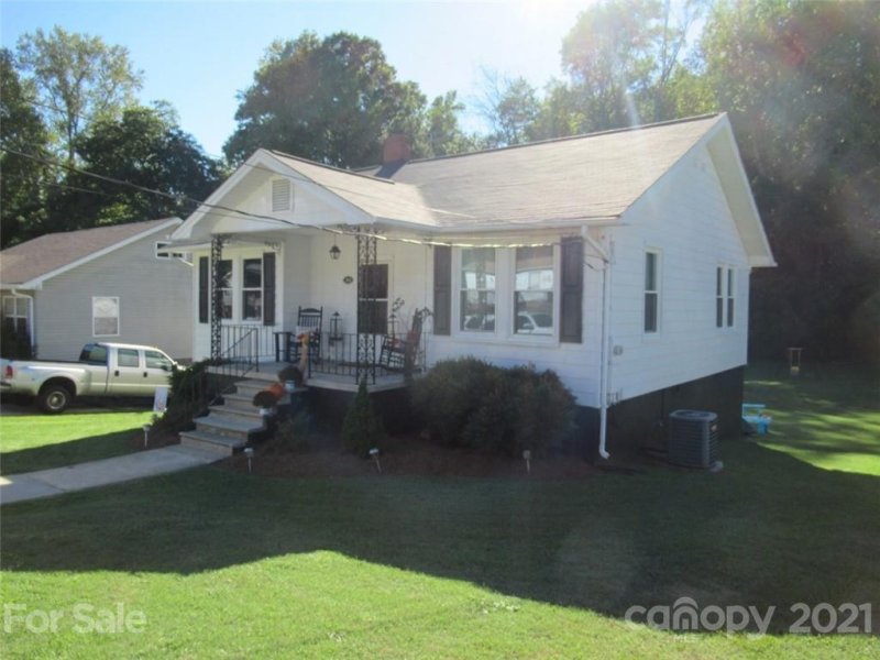 Property image 2 at 202 River Street, High Shoals, NC 28077