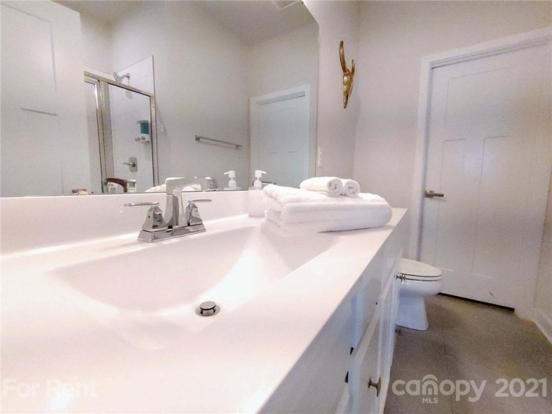 Property image 4 at 547 Old Mill Road, Charlotte, NC 28206