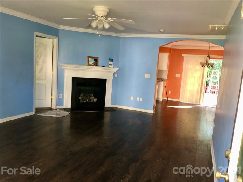 Property image 3 at 6824 Parkers Crossing Drive, Charlotte, NC 28215