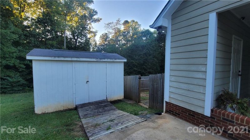 Property image 5 at 417 Split Oak Trail, Gastonia, NC 28052