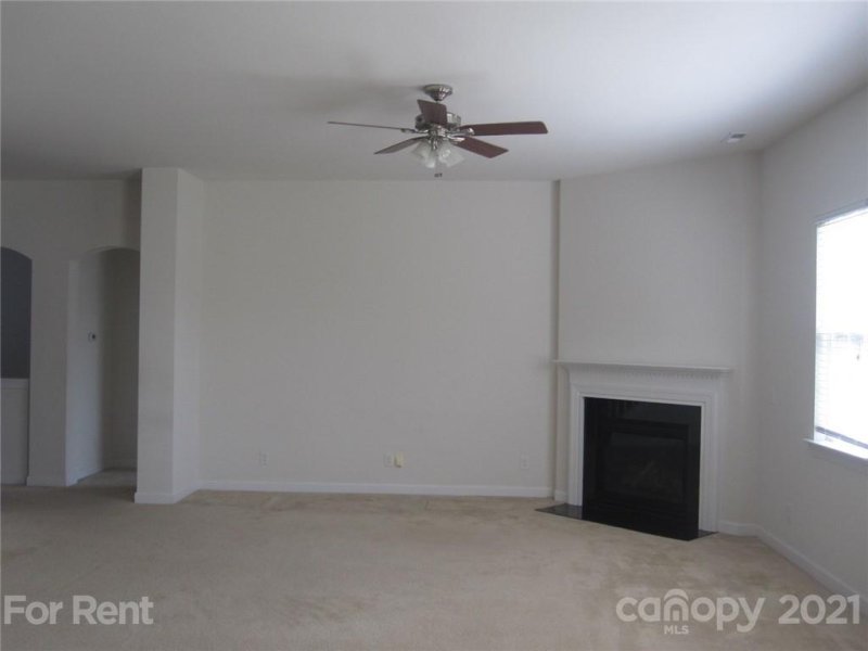 Property image 4 at 9613 Woburn Road, Charlotte, NC 28277