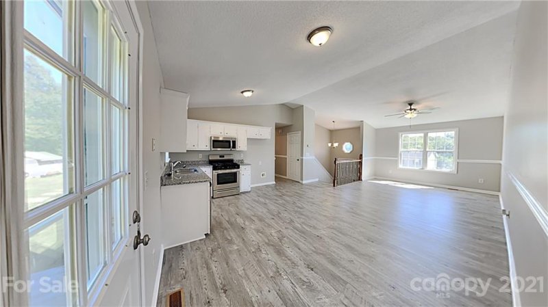 Property image 4 at 2749 6th Avenue, Hickory, NC 28601