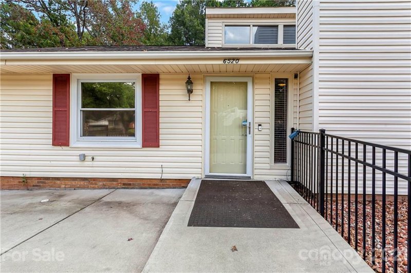 Property image 3 at 6520 Slatewood Road, Charlotte, NC 28212