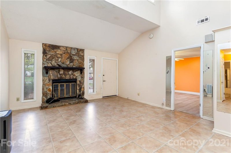 Property image 4 at 6520 Slatewood Road, Charlotte, NC 28212