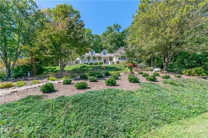 Property image 2 at 205 Waterford Drive, Mills River, NC 28759