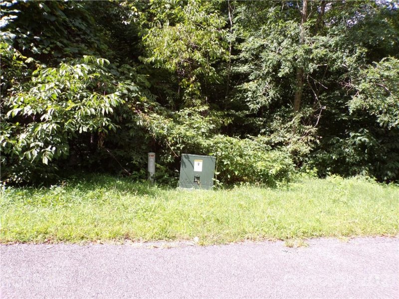 Property image 5 at 414 Jonathan Trail, Maggie Valley, NC 28751