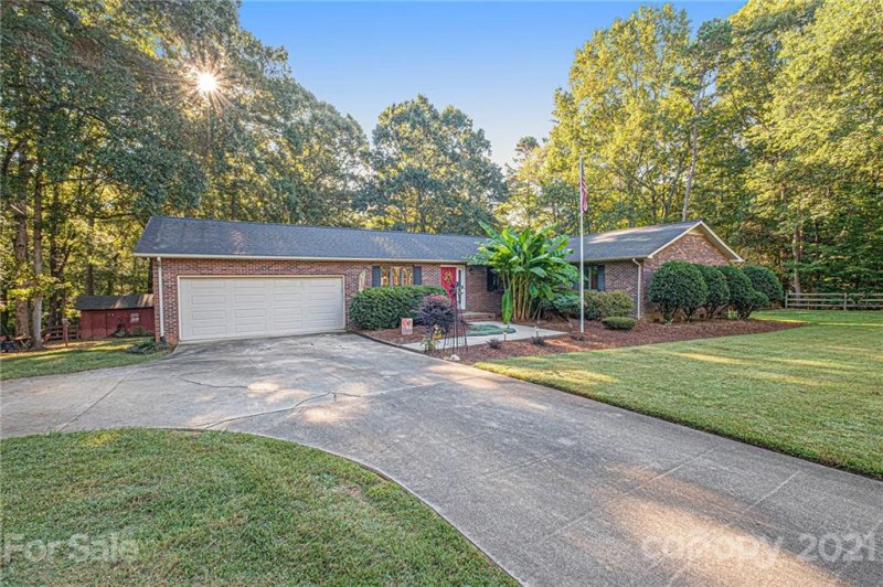 Property image 3 at 100 Willow Road, Salisbury, NC 28147