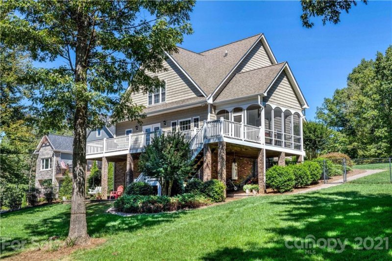 Property image 3 at 72 Snug Harbor Drive, Taylorsville, NC 28681