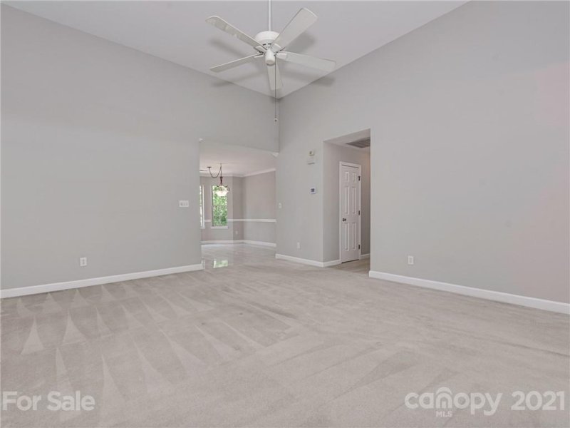 Property image 5 at 2627 Springs Drive, Charlotte, NC 28226