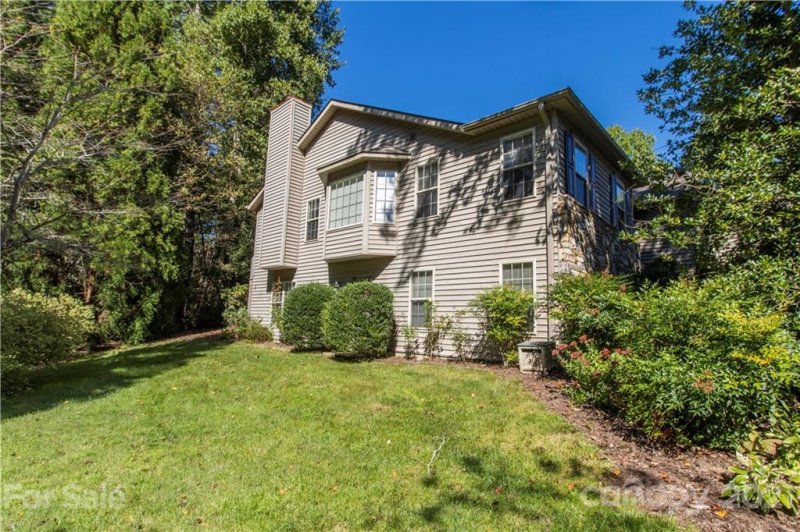 Property image 5 at 16 Tall Pines Road, Hendersonville, NC 28739