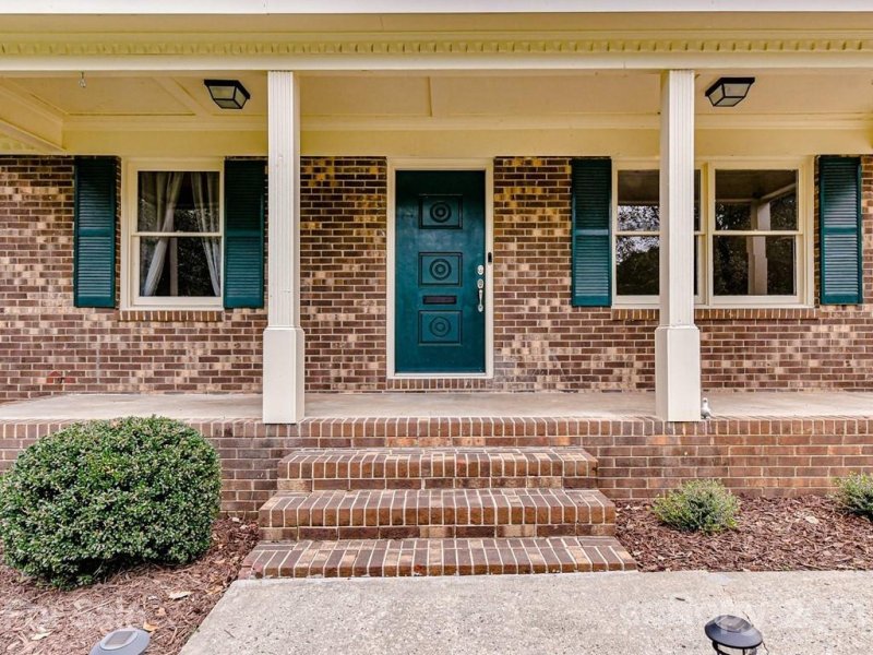 Property image 2 at 1209 Hampshire Drive, Kannapolis, NC 28081