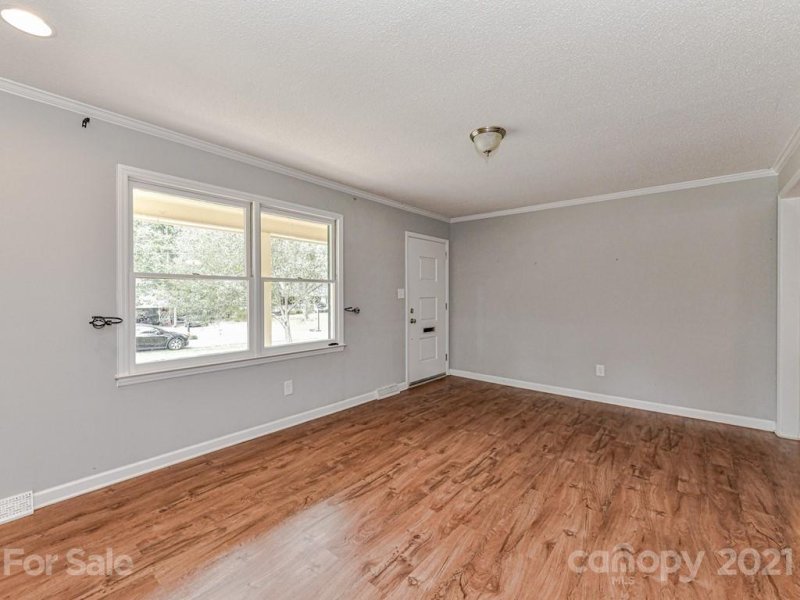 Property image 3 at 1209 Hampshire Drive, Kannapolis, NC 28081