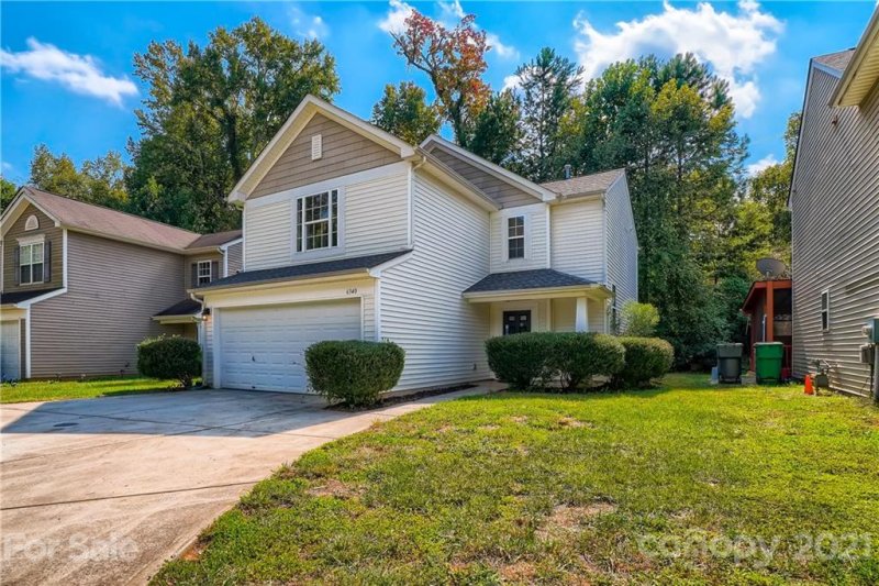 Property image 3 at 6340 Green Vista Court, Charlotte, NC 28212