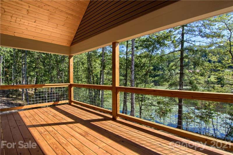 Property image 4 at 83 Crystal Dawn Drive, Hendersonville, NC 28739