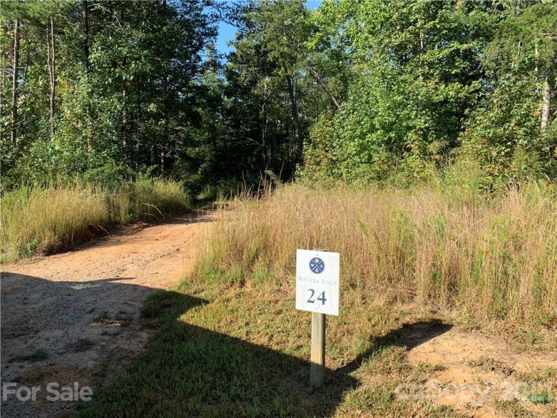 Property image 2 at 2166 E Bluewater Drive, Morganton, NC 28655