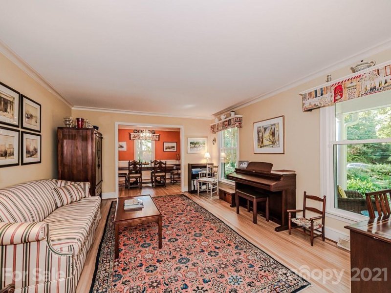 Property image 5 at 1407 Burtonwood Circle, Charlotte, NC 28212