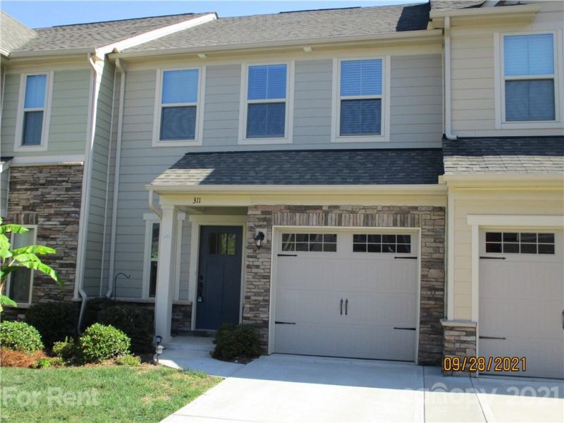 311 Willow Wood Court