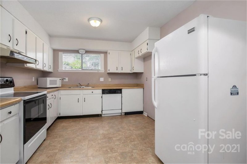 Property image 2 at 11516 Turn Stone Court, Charlotte, NC 28226