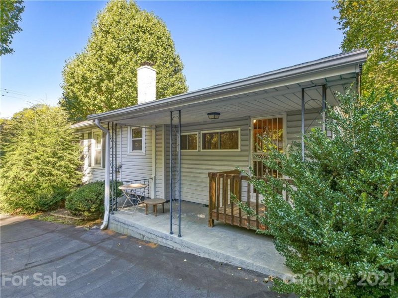 Property image 2 at 134 Rumbough Place, Asheville, NC 28806