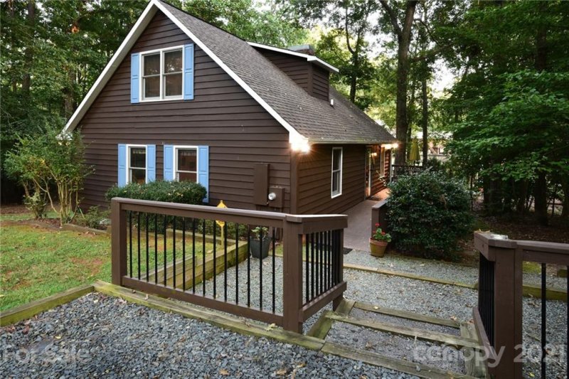 Property image 5 at 714 Springwood Drive, Mount Gilead, NC 27306