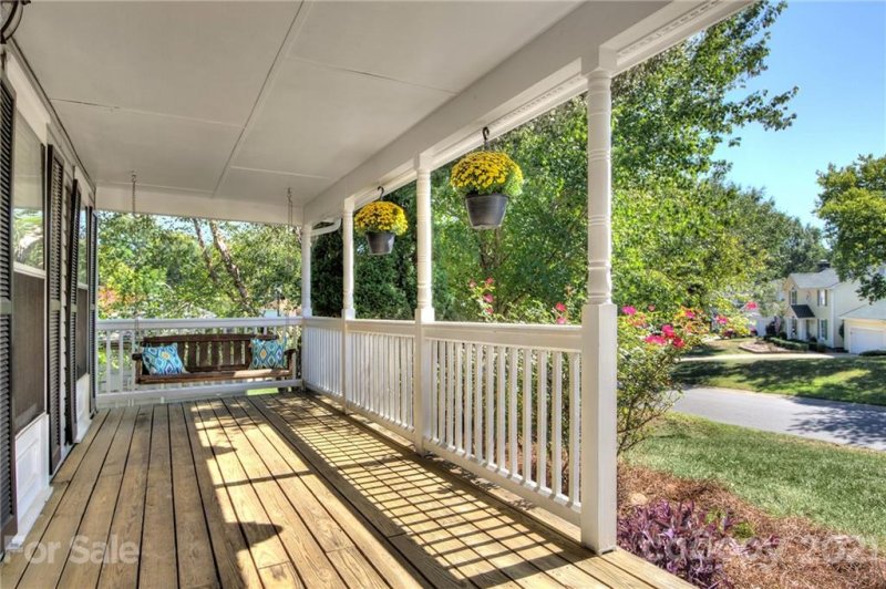 Property image 4 at 108 Parklake Drive, Pineville, NC 28134