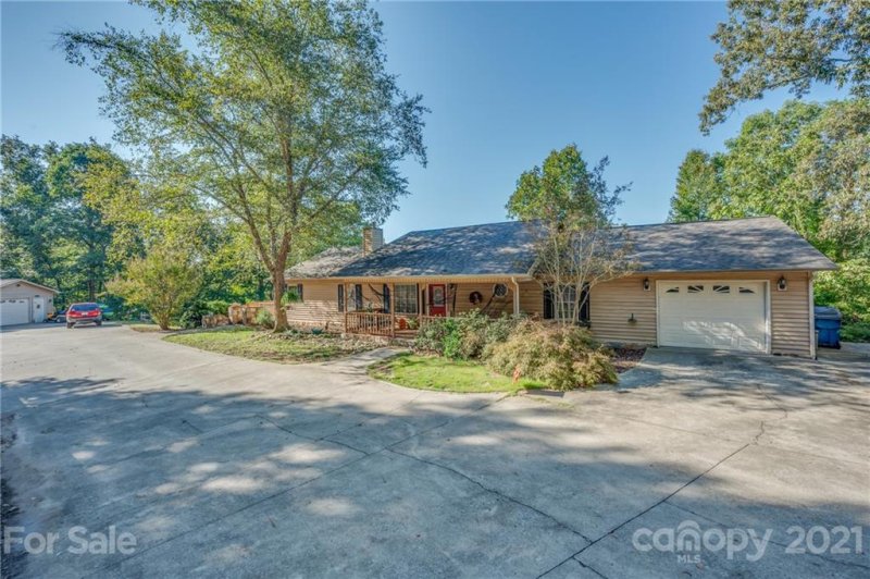 Property image 5 at 176 White Water Circle, Rutherfordton, NC 28139