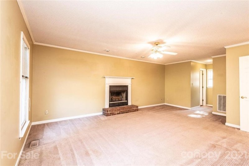 Property image 5 at 5969 Gold Creek Estate Drive, Hickory, NC 28601